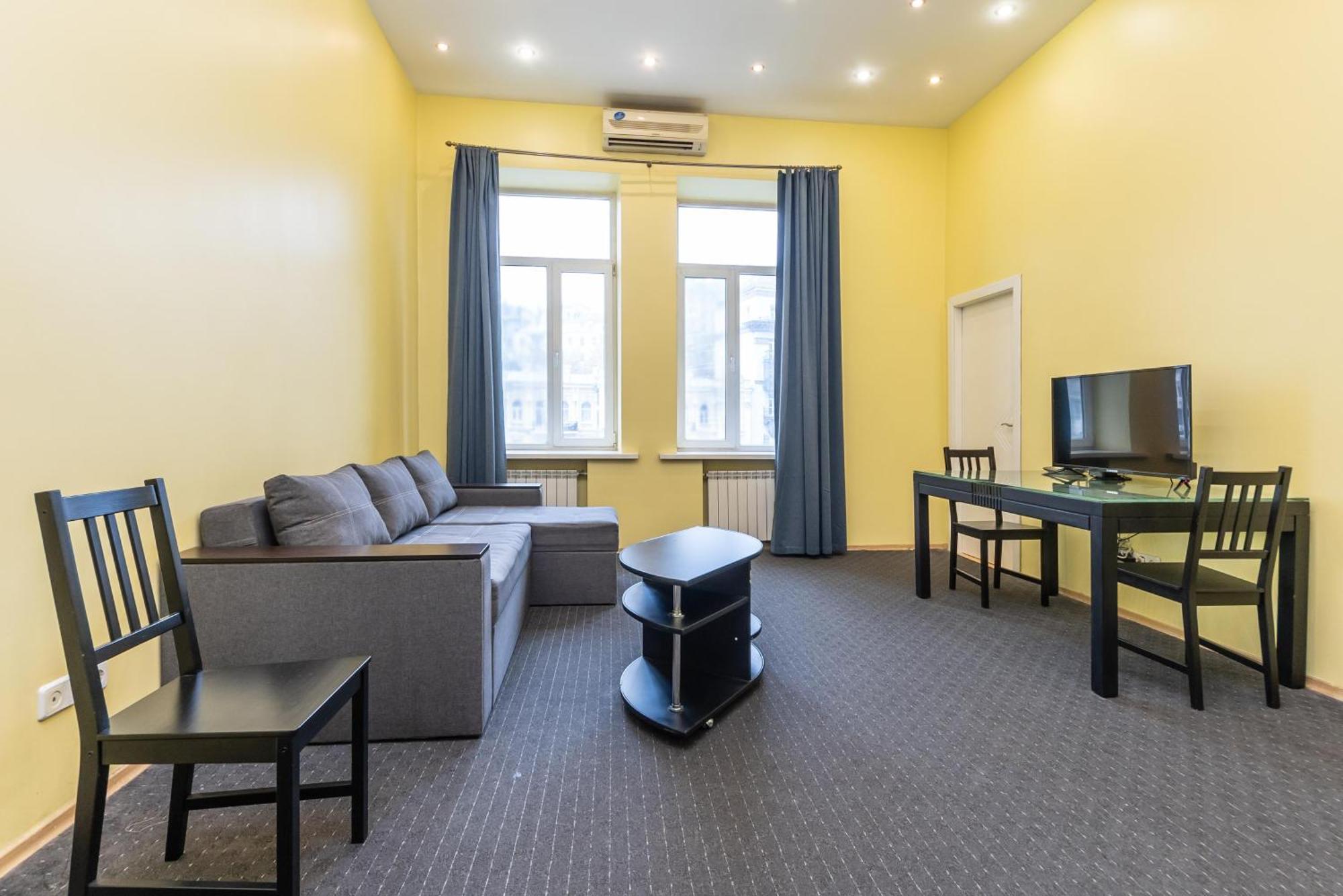Kievacccommodation Near Gulliver 24H Self Check-In エクステリア 写真