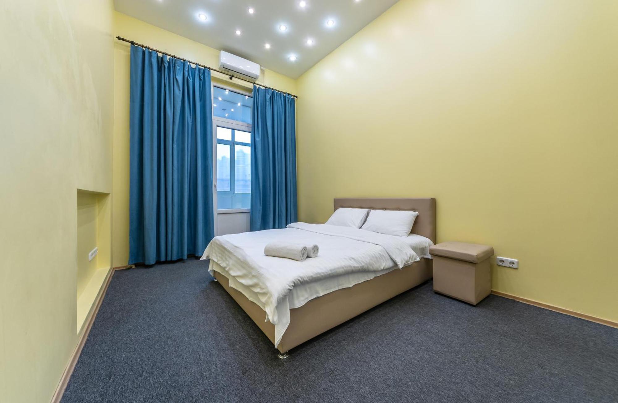 Kievacccommodation Near Gulliver 24H Self Check-In エクステリア 写真